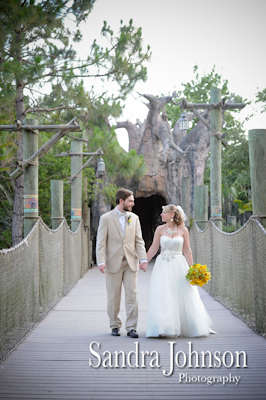 Best Brevard Zoo wedding photographer - Sandra Johnson (SJFoto.com)